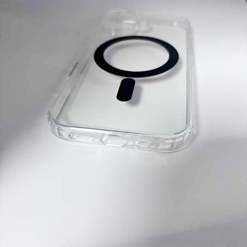 iPhone 17 Four-Row Built-In Magnetic Suction